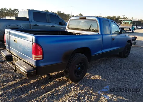 2000 Dodge Dakota Slt/Sport from USA, damaged, VIN 1B7GL22X0YS592415